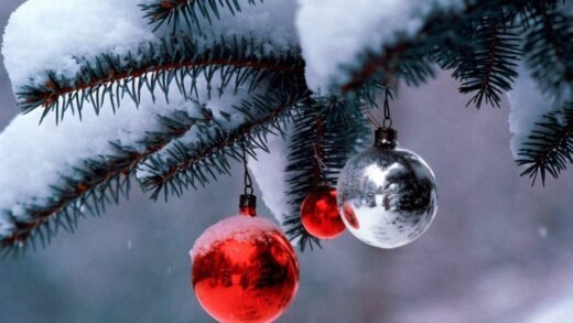 free Christmas wallpapers